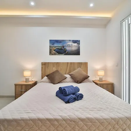 5 Ashville Court Apartment *