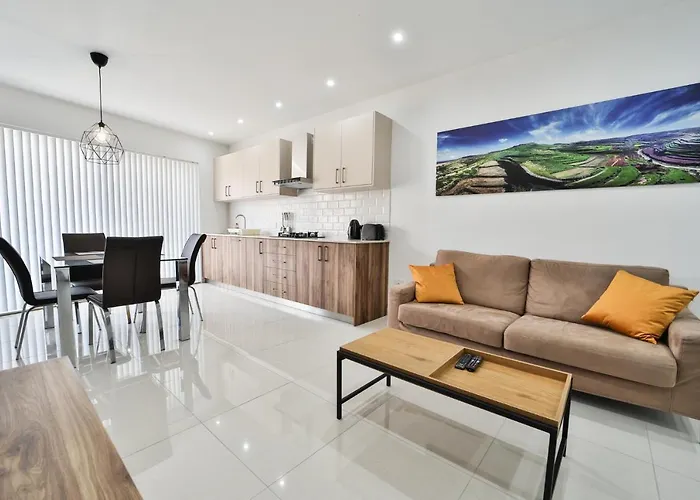 5 Ashville Court * Marsalforn