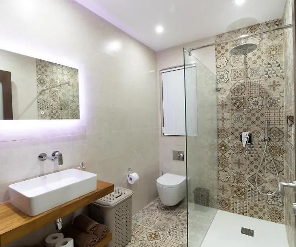 5 Ashville Court Διαμέρισμα